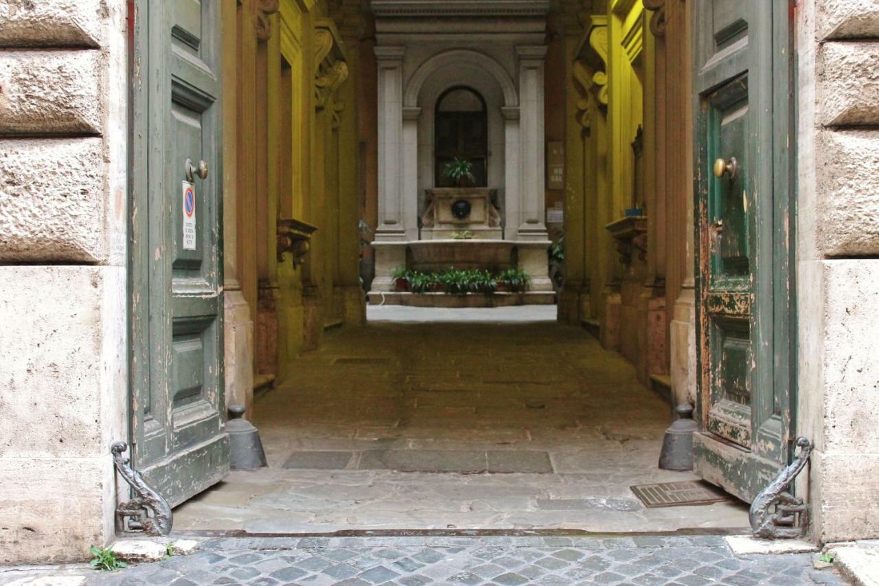 Roman Central House Exteriör bild